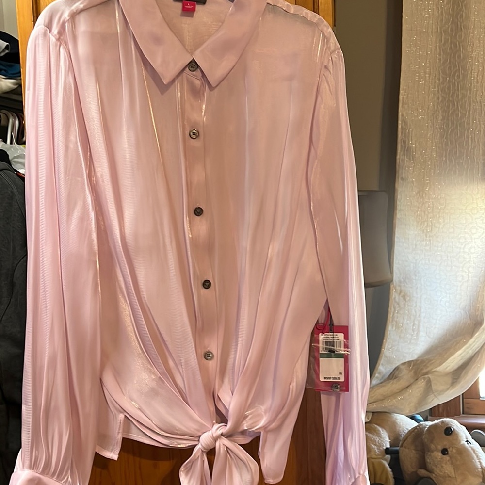 Vince Camuto lilac blouse nwt